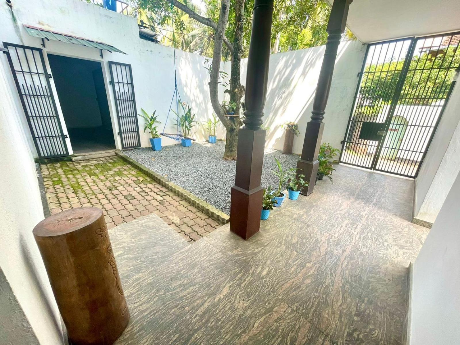 Hotel One Sixty マウントラビニア エクステリア 写真